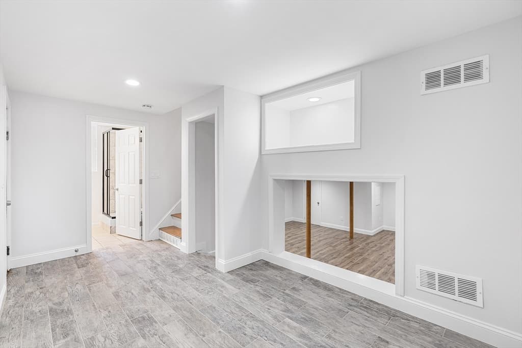 Single Family Residence at 4 June Ln, Newton MA 02458, photo 24 of 37