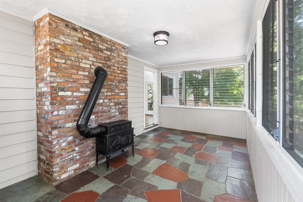 Single Family Residence at 4 June Ln, Newton MA 02458, photo 10 of 37