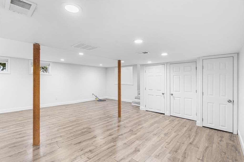 Single Family Residence at 4 June Ln, Newton MA 02458, photo 29 of 37