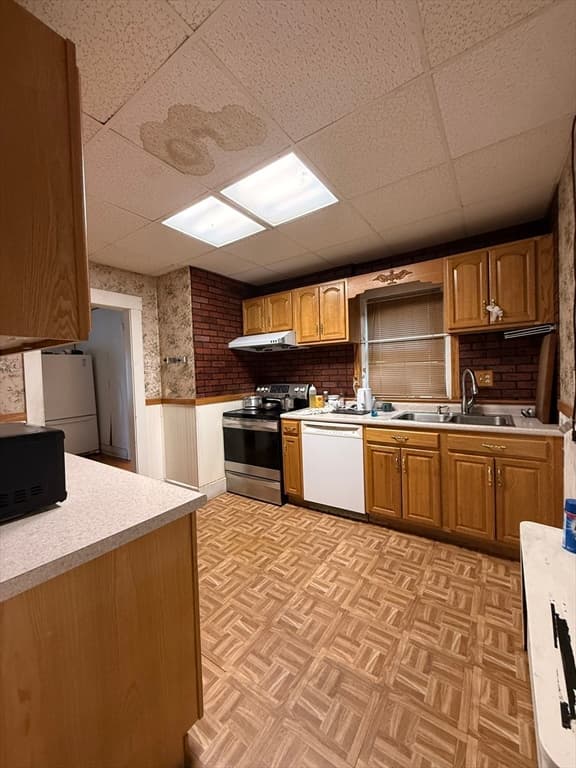 18 Pleasant St, Fitchburg MA 01420 photo 6