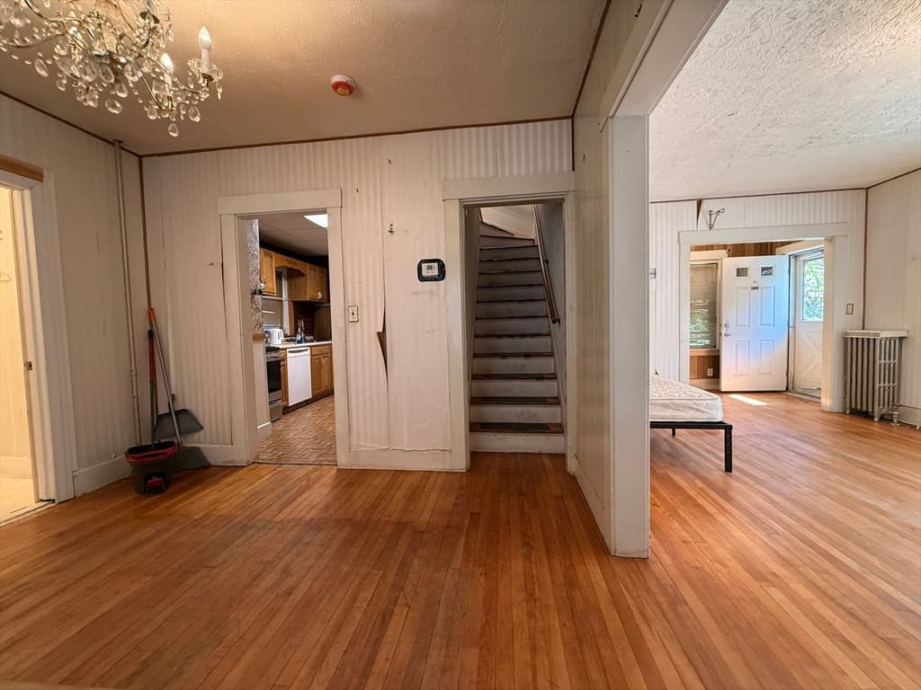 18 Pleasant St, Fitchburg MA 01420 photo 7