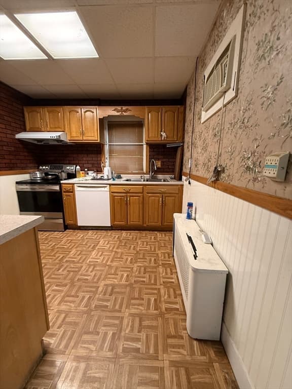 18 Pleasant St, Fitchburg MA 01420 photo 5