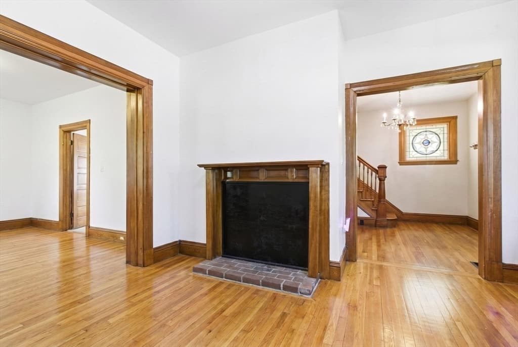Single Family Residence at 305 Central St, Newton MA 02466, photo 12 of 38