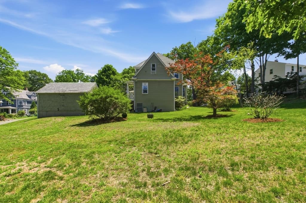 Single Family Residence at 305 Central St, Newton MA 02466, photo 32 of 38