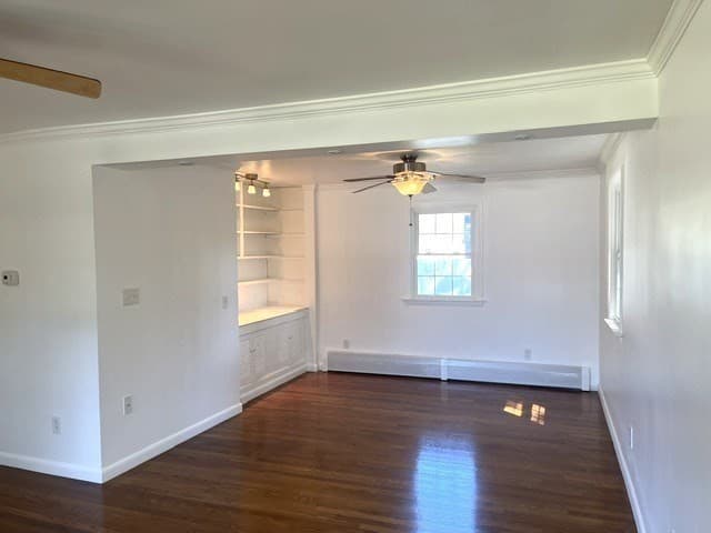 Single Family Residence at 110 Longmeadow Dr, Lowell MA 01852, photo 5 of 21