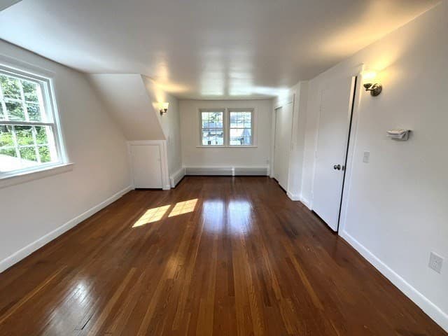 Single Family Residence at 110 Longmeadow Dr, Lowell MA 01852, photo 15 of 21
