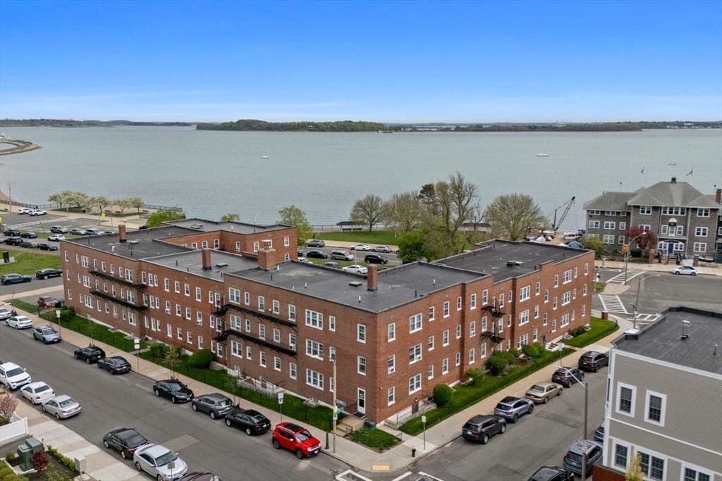 Condominium at 9 Lennon Ct # 13, Boston MA 02127, Boston, photo 15 of 16
