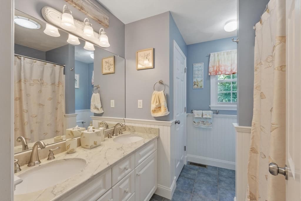 Single Family Residence at 5 Laury Lane, Littleton MA 01460, Littleton, photo 32 of 42
