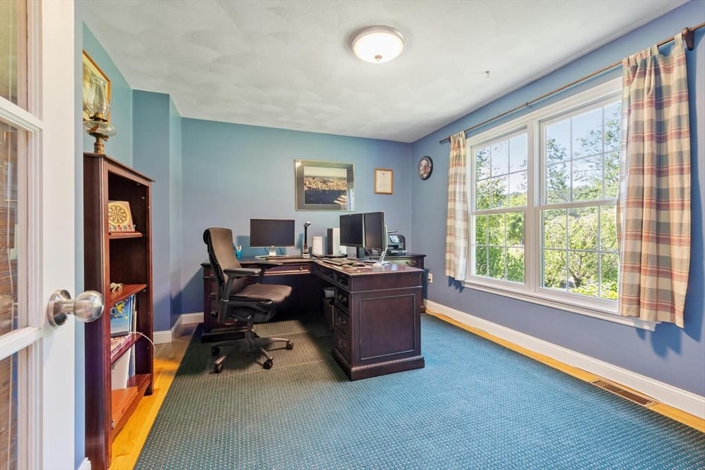 Single Family Residence at 5 Laury Lane, Littleton MA 01460, Littleton, photo 25 of 42