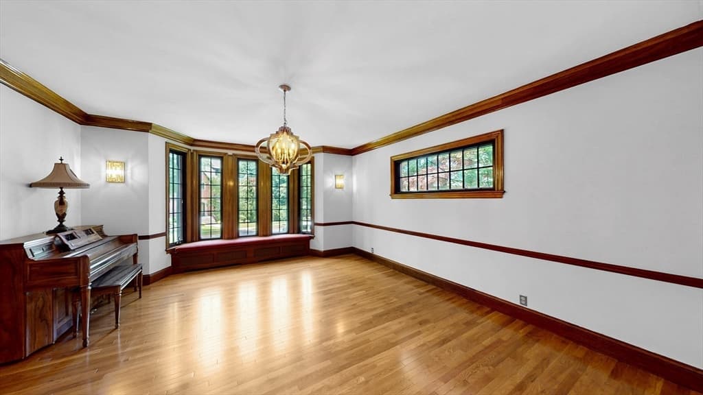 Single Family Residence at 79 Woodchester Dr, Newton MA 02467, Newton, photo 9 of 36