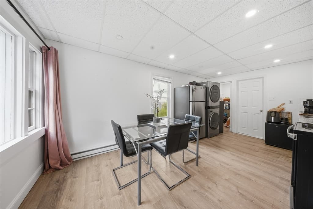 Single Family Residence at 3 Brief St, Worcester MA 01604, photo 3 of 7