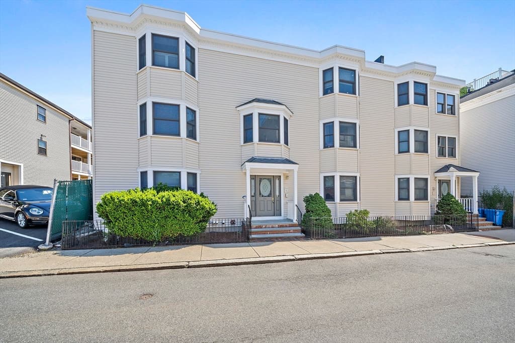 Condominium at 184 Athens St # 3, Boston MA 02127, Boston, photo 2 of 26