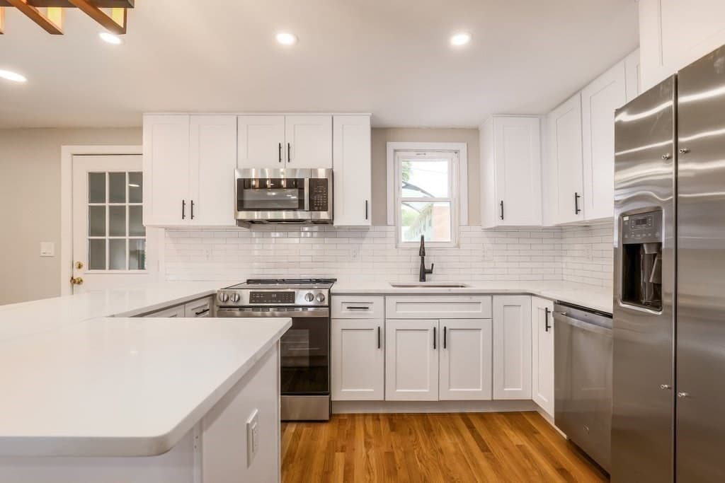 Single Family Residence at 181 E Main St, Westborough MA 01581, photo 9 of 38