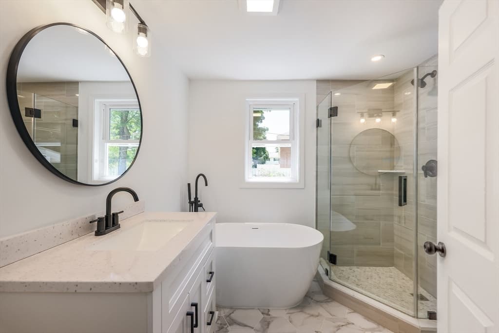 Single Family Residence at 181 E Main St, Westborough MA 01581, photo 14 of 38