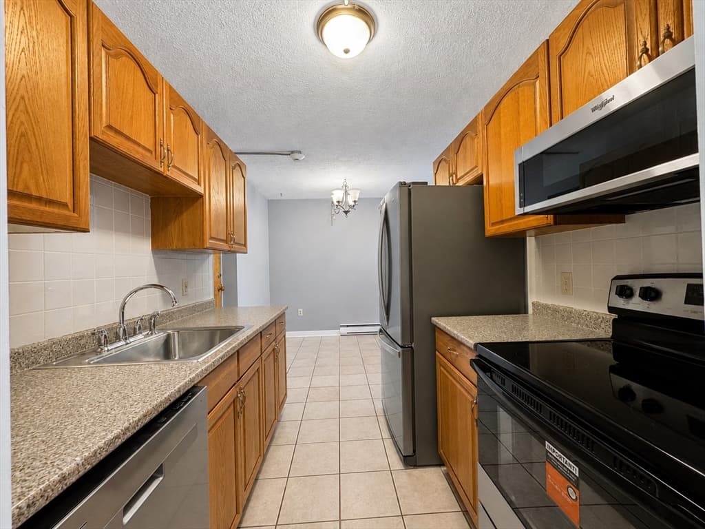 103 Newman Rd # 17, Malden MA 02148 photo 2