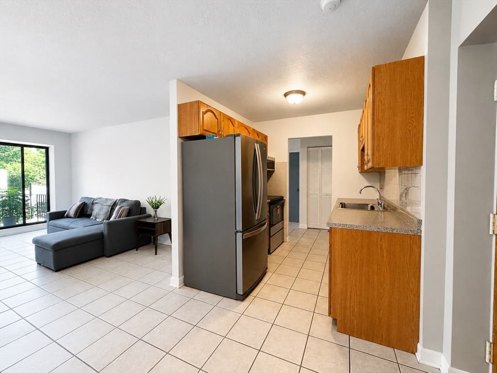 103 Newman Rd # 17, Malden MA 02148