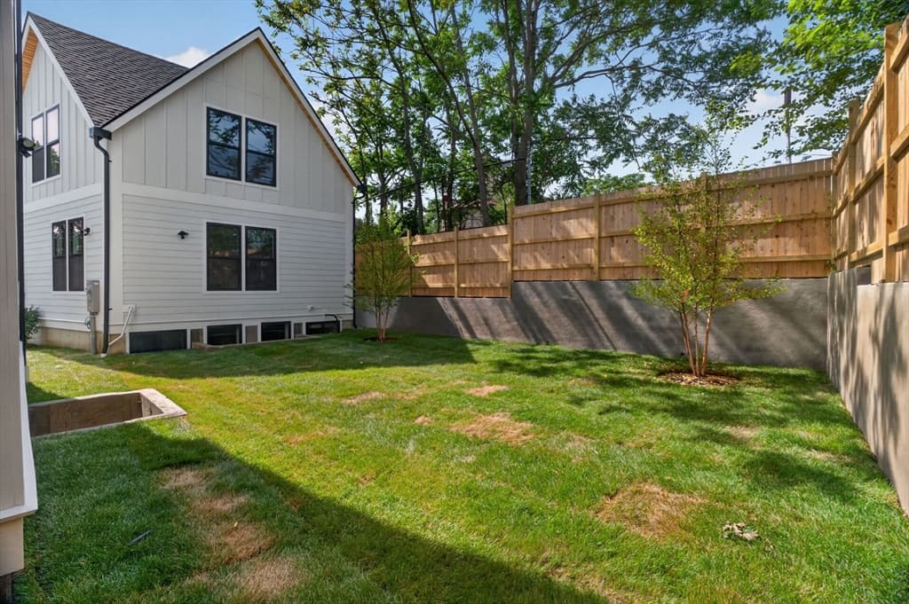 Condominium at 22 Spring Hill Terrace # 22, Somerville MA 02143, photo 22 of 27