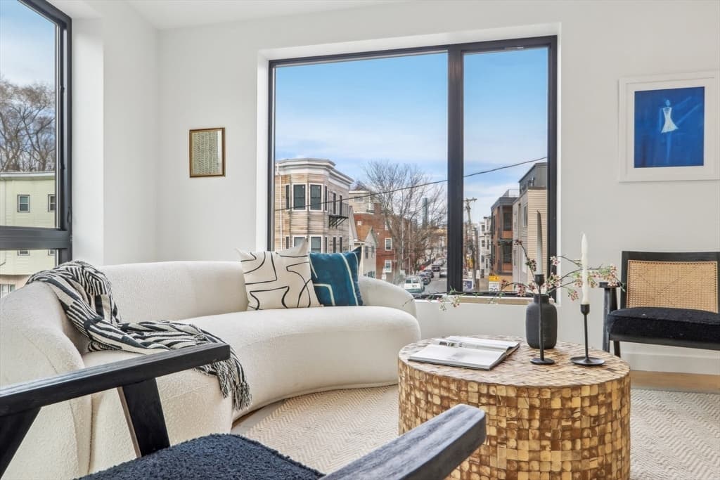 Condominium at 256 Dorchester Street # 305, Boston MA 02127, Boston, photo 7 of 27