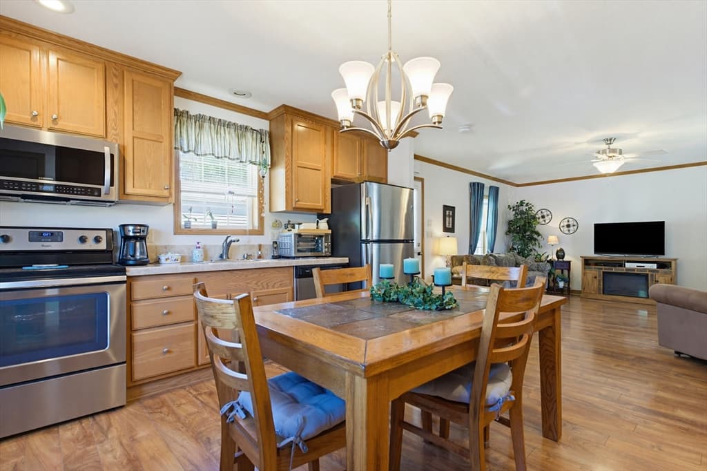 300 East Washington, North Attleboro MA 02760 photo 12