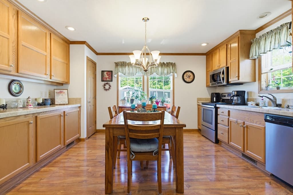 300 East Washington, North Attleboro MA 02760 photo 9