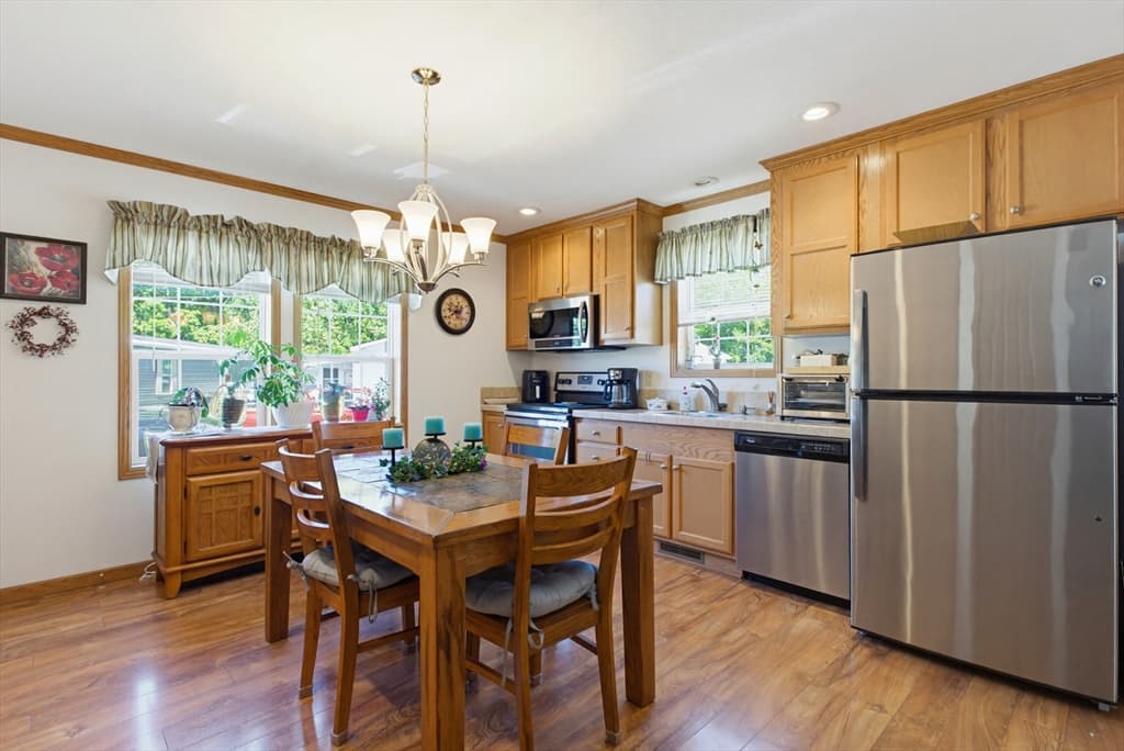 300 East Washington, North Attleboro MA 02760 photo 10