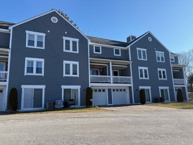 Condominium at 3 Fairway Ln # 3, Blackstone MA 01504, photo 2 of 28