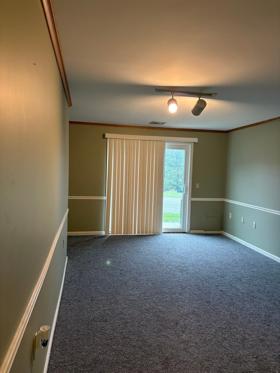 Condominium at 3 Fairway Ln # 3, Blackstone MA 01504, photo 17 of 28