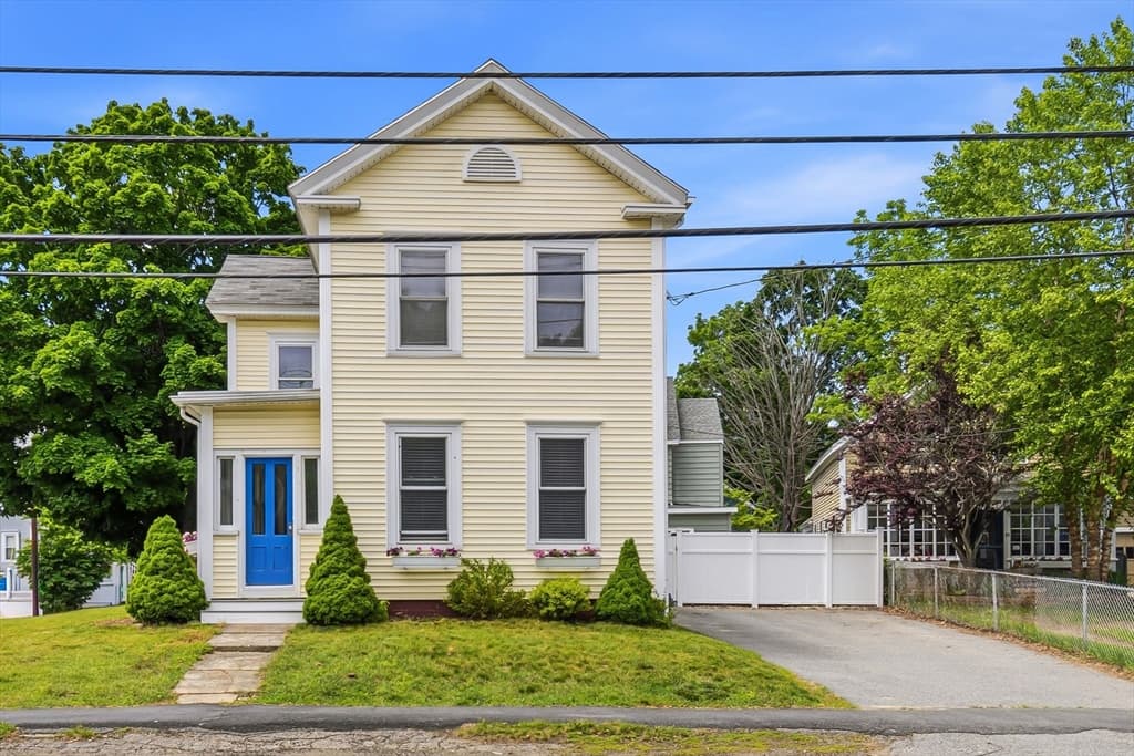 11 Colchester, Amesbury MA 01913 photo 2