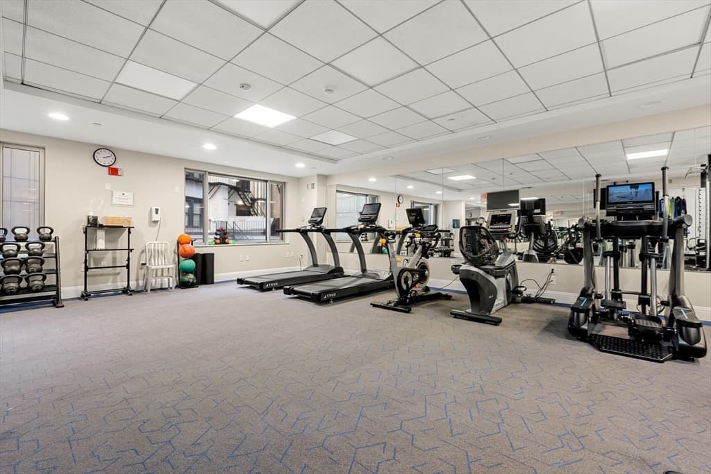 Condominium at 1 Huntington Avenue # 801, Boston MA 02116, photo 16 of 23