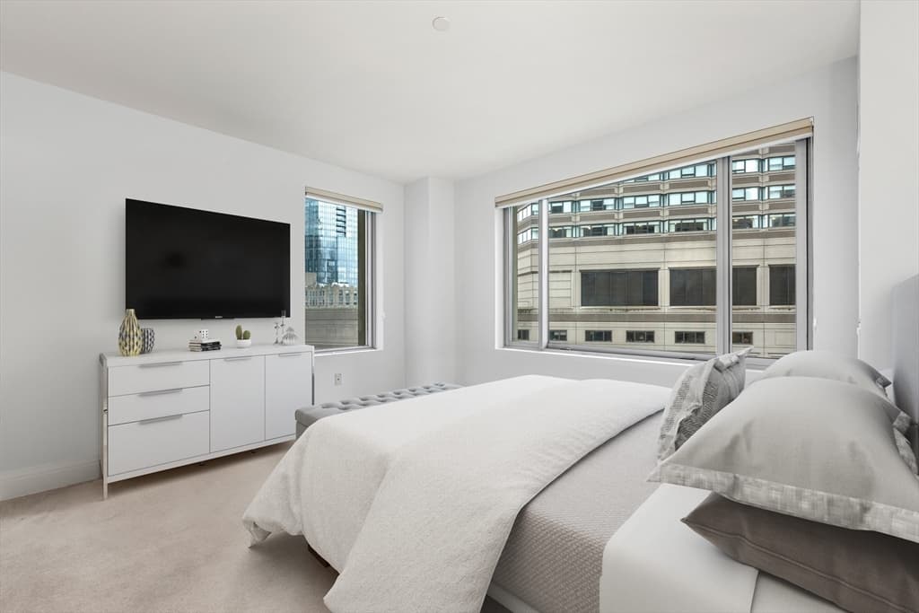 Condominium at 1 Huntington Avenue # 801, Boston MA 02116, photo 9 of 23