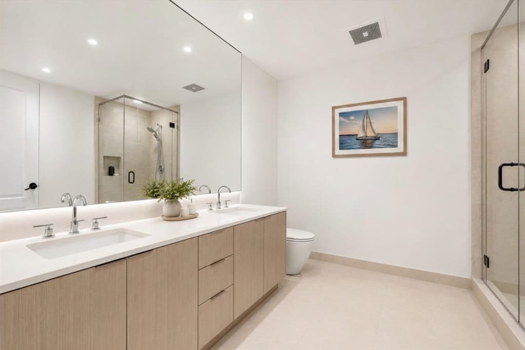 Condominium at 1 Huntington Avenue # 801, Boston MA 02116, photo 10 of 23