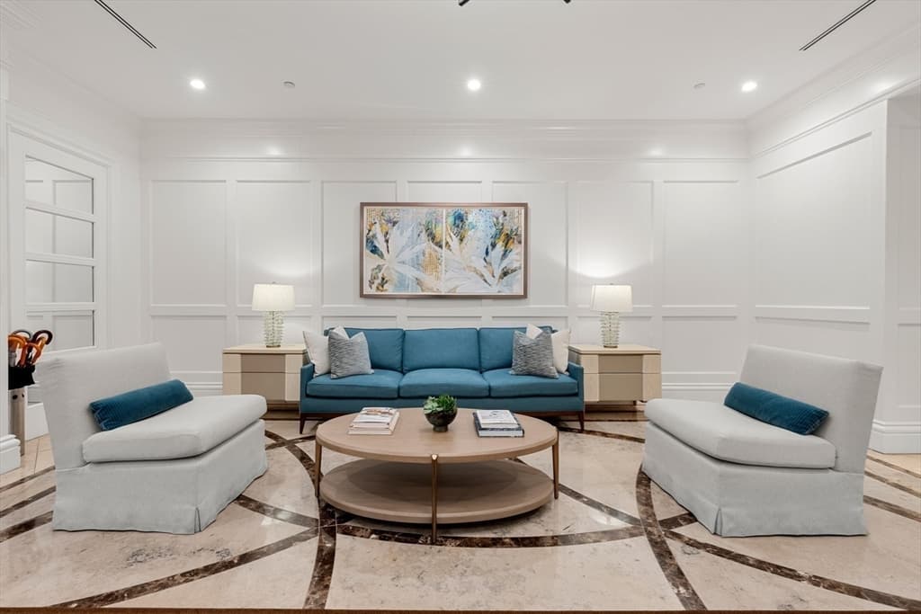 Condominium at 1 Huntington Avenue # 801, Boston MA 02116, photo 18 of 23