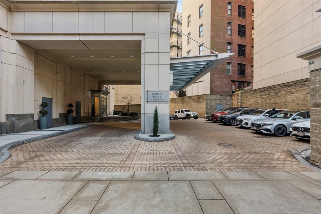 Condominium at 1 Huntington Avenue # 801, Boston MA 02116, photo 21 of 23