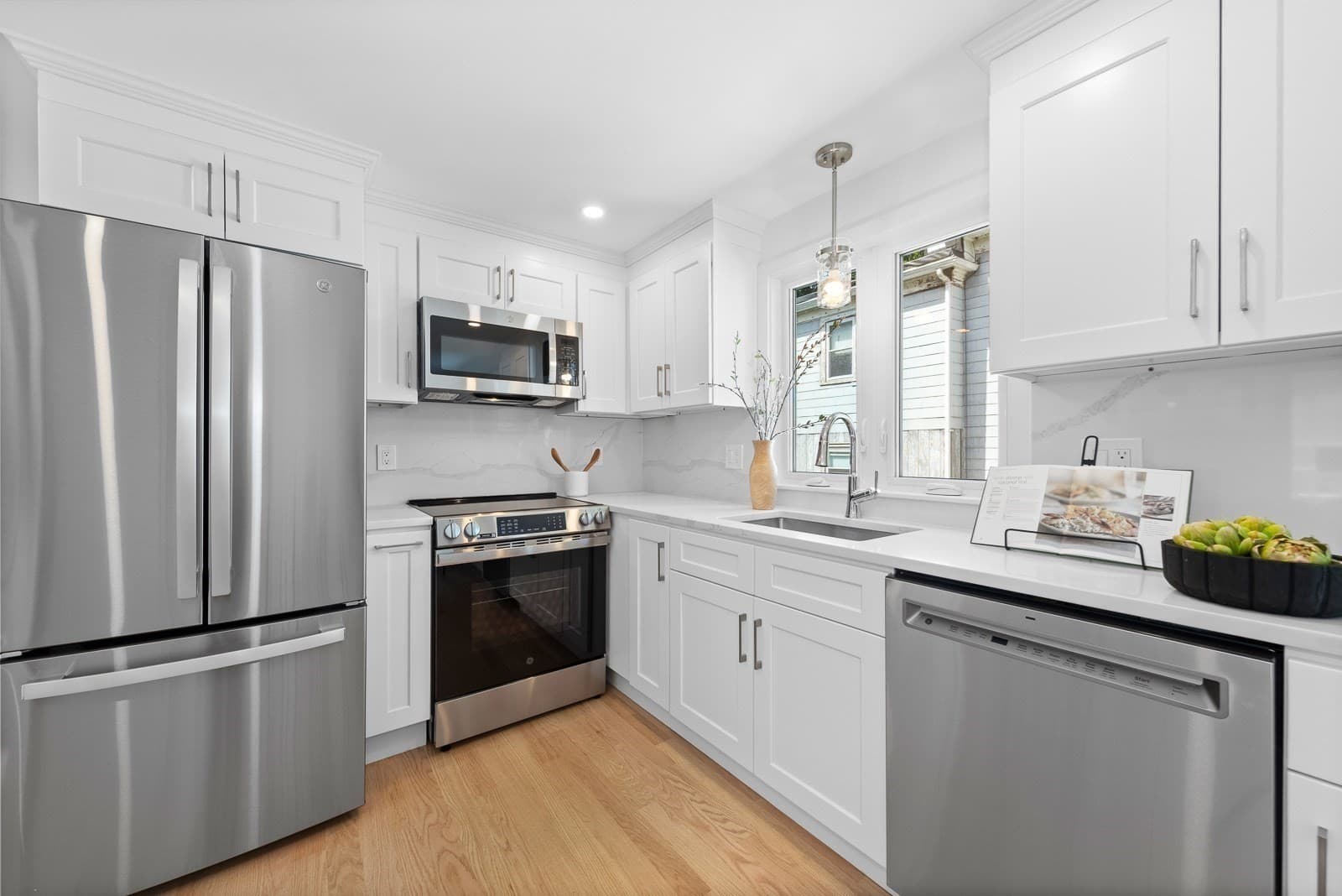Condominium at 22 Park St # A, Wakefield MA 01880, photo 15 of 32
