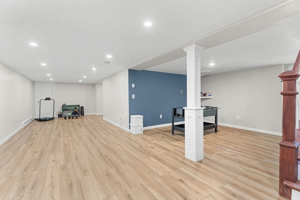 Single Family Residence at 15 Old Farm Rd, Spencer MA 01562, Spencer, photo 33 of 42