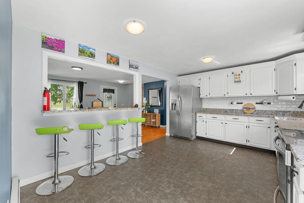 Single Family Residence at 15 Old Farm Rd, Spencer MA 01562, Spencer, photo 15 of 42
