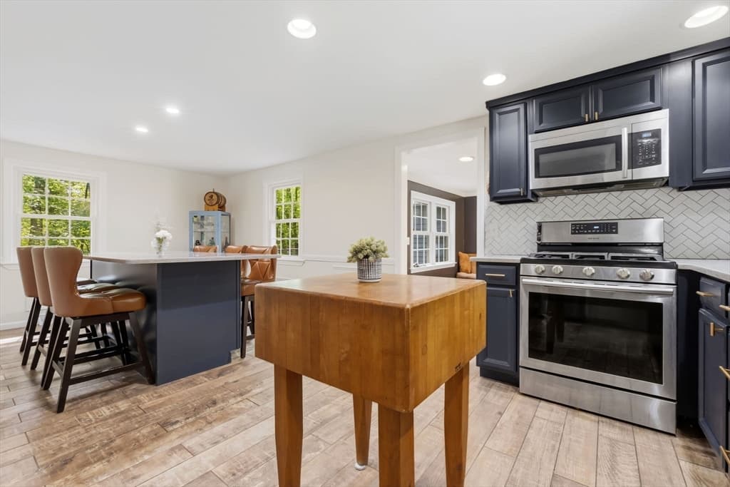 Single Family Residence at 138 Killam Hill Rd, Boxford MA 01921, Boxford, photo 10 of 39