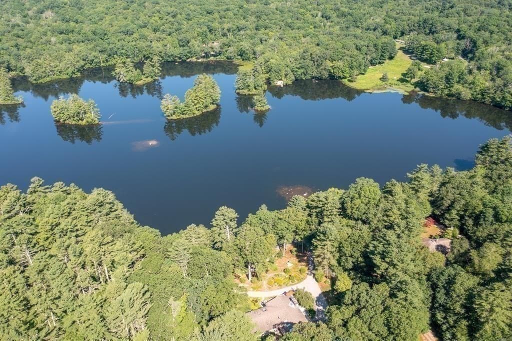 82 Kennerson Reservoir Road, Eastford CT 06242