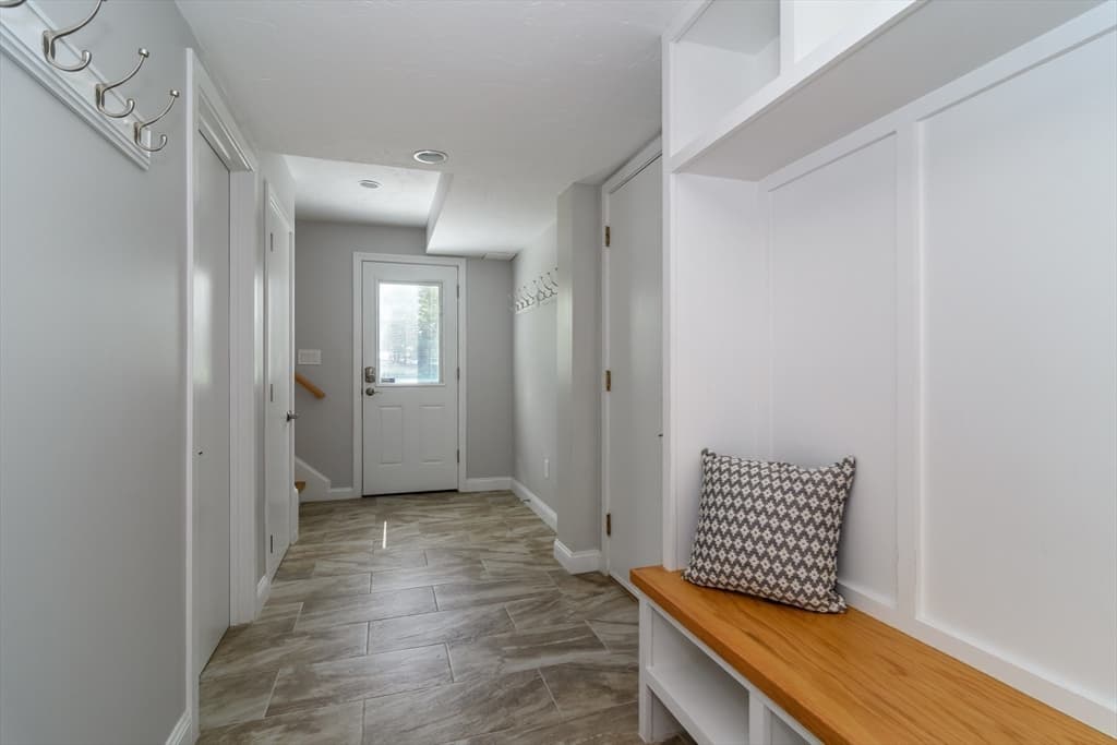 Single Family Residence at 9 Merifield Lane, Natick MA 01760, Natick, photo 9 of 20