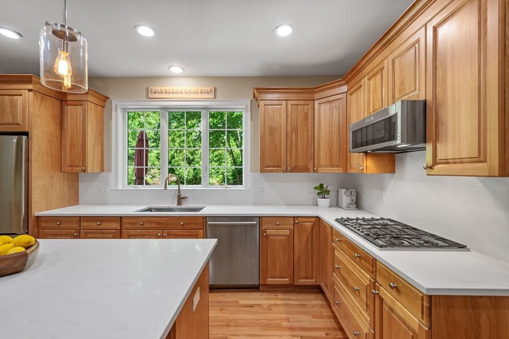 Single Family Residence at 22 Sawyer Ln, Middleton MA 01949, Middleton, photo 9 of 26