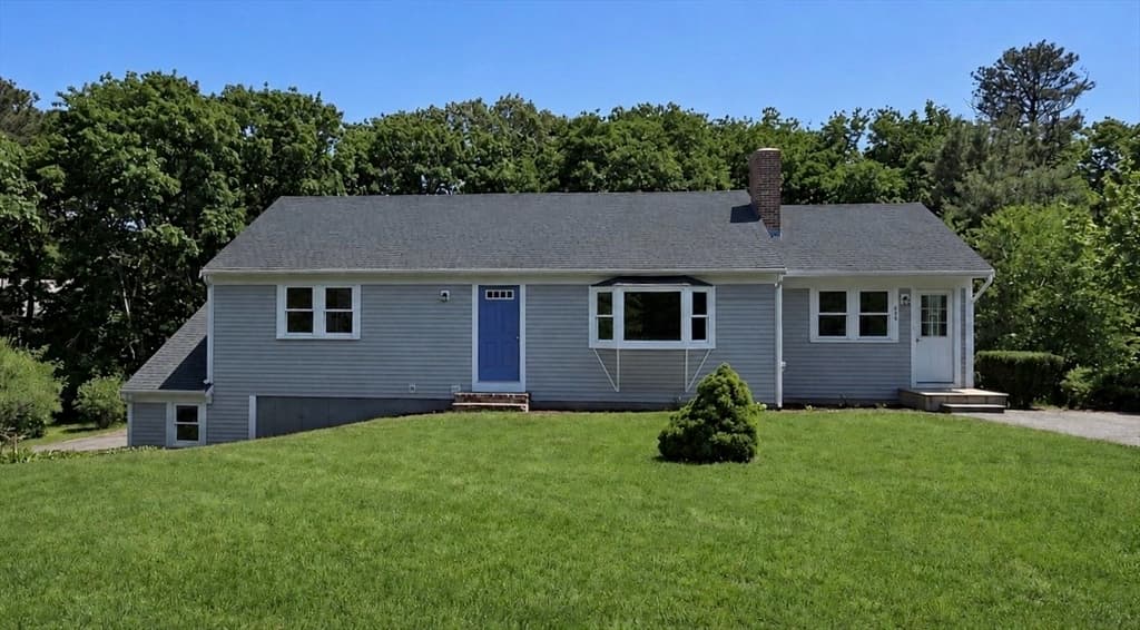100 Village Ln, Wellfleet MA 02667 photo 2