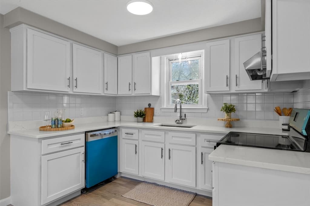 100 Village Ln, Wellfleet MA 02667 photo 6