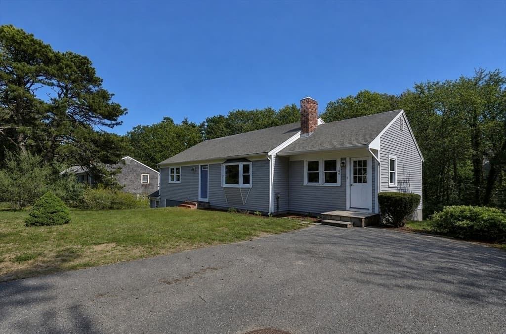 100 Village Ln, Wellfleet MA 02667 photo 3