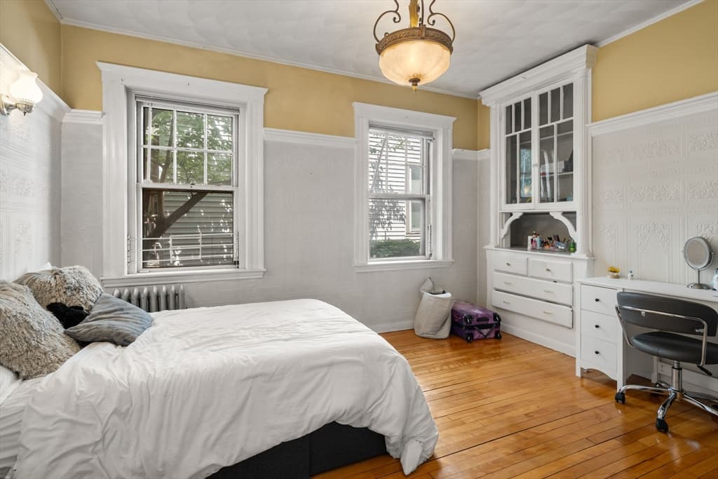 Condominium at 15 Bellvista Road # 2, Boston MA 02135, photo 14 of 22