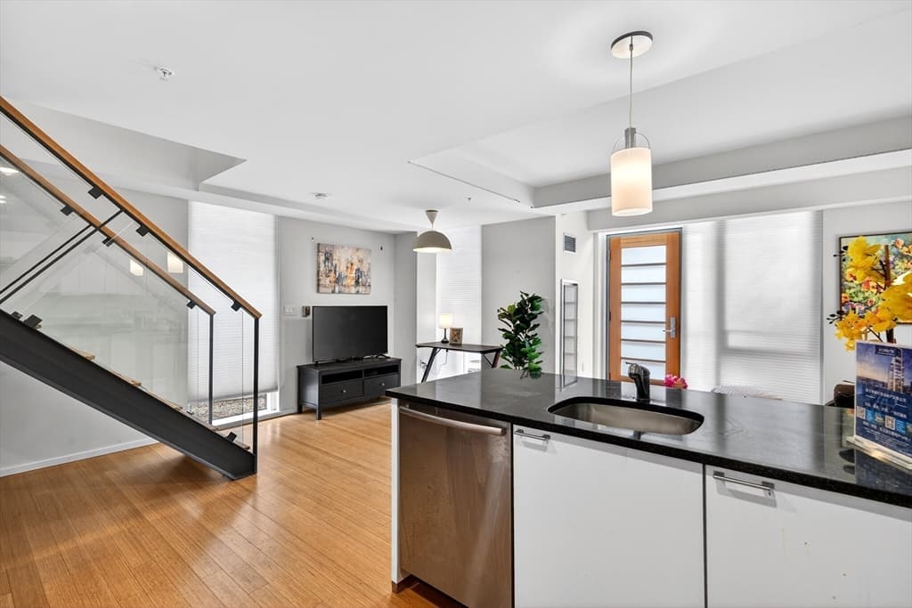 2 Earhart St # 134, Cambridge MA 02141 photo 4
