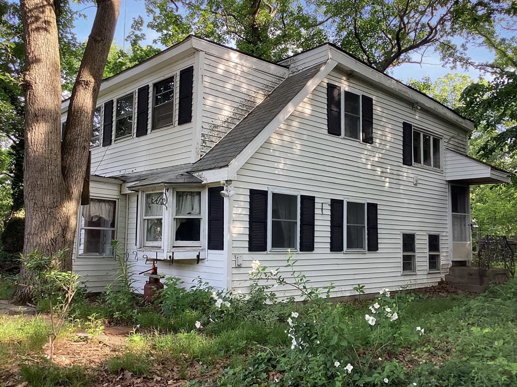 Single Family Residence at 15 Campus Road, Attleboro MA 02703, Attleboro, photo 2 of 6