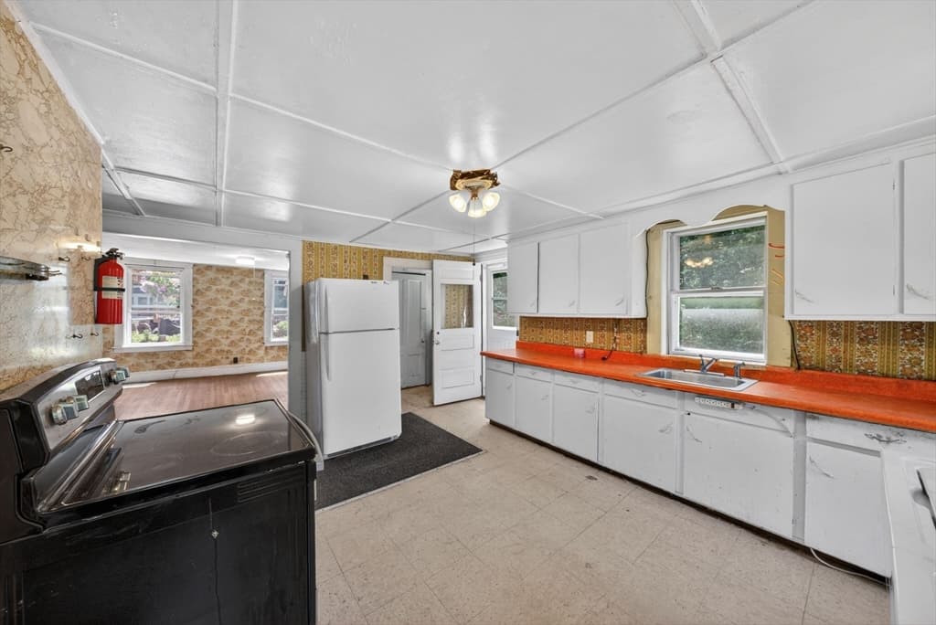 13 Percy Ave, Reading MA 01867 photo 6