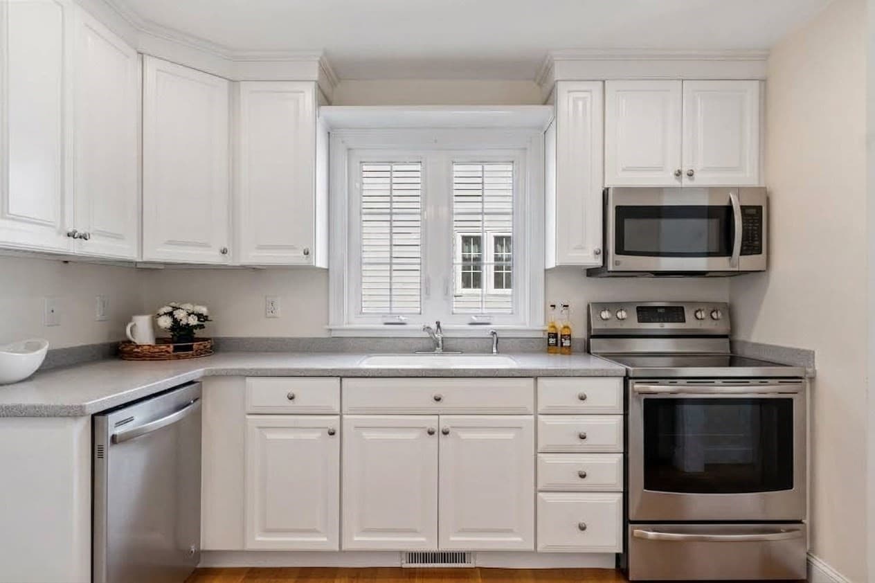 Condominium at 104 Summer Rd # 104, Boxborough MA 01719, Boxborough, photo 8 of 35