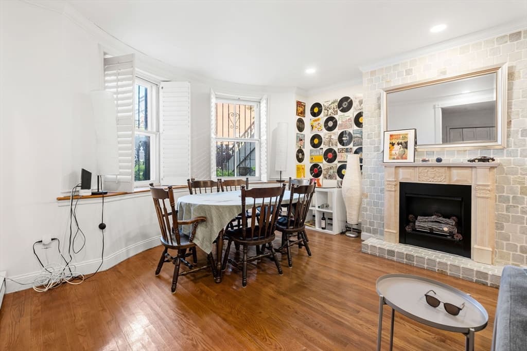 Condominium at 617 Massachusetts Ave # 1, Boston MA 02118, photo 7 of 17