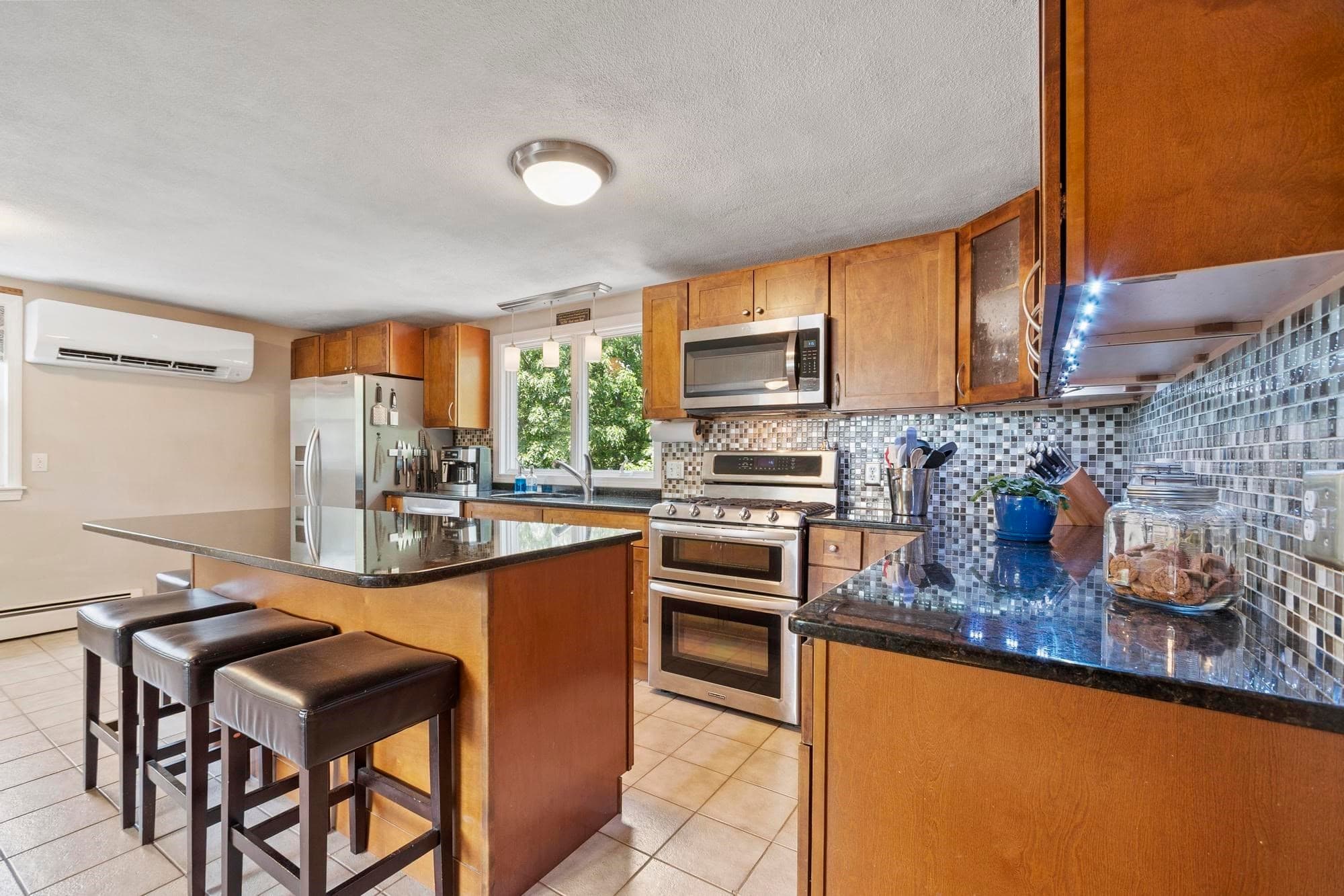 Multi Family at 30-32 Goldcliff Road, Malden MA 02148, photo 10 of 42